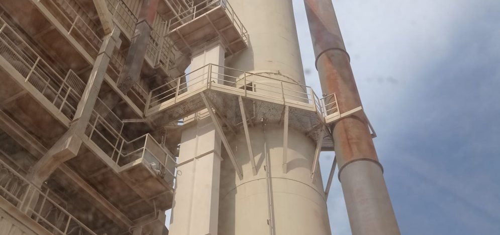 Grúa y Transporte industrial